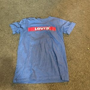 Blue red and white Levi’s shirt